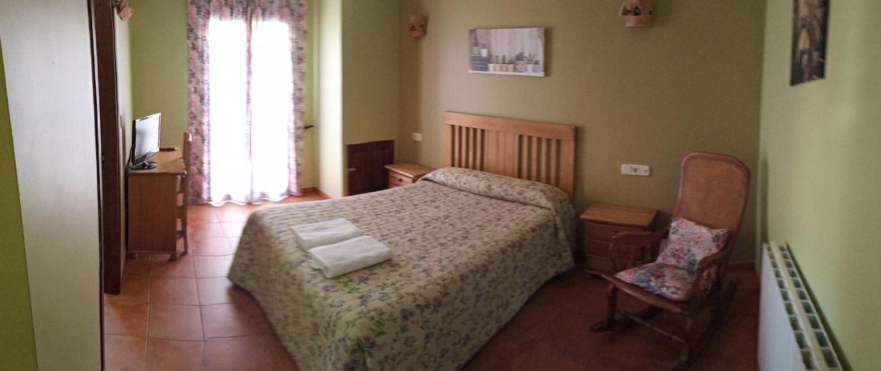 Hostal La Vega Peralejos Dış mekan fotoğraf